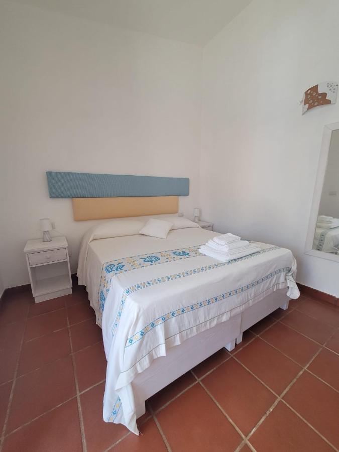 Bed and Breakfast L'Asfodelo à La Maddalena  Extérieur photo